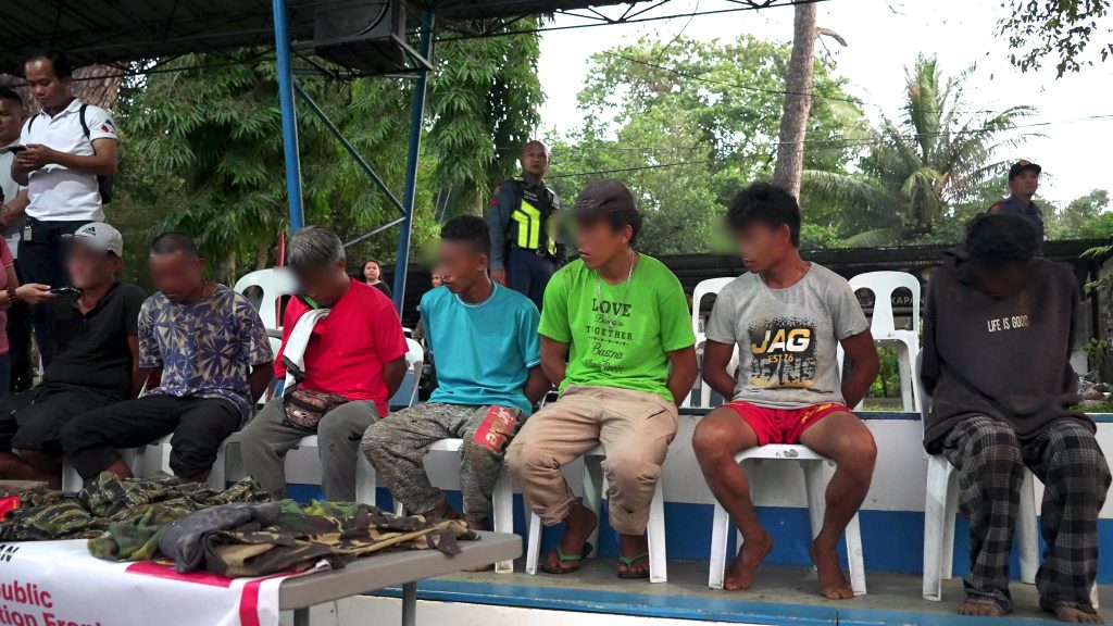 4983 loosefaquezon98550581