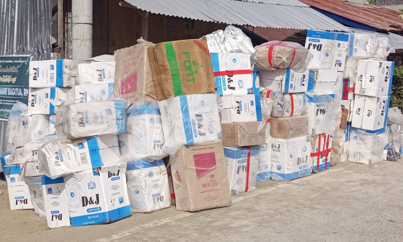 ₱8.9 million worth of smuggled cigarettes seized in Lebak joint police ...
